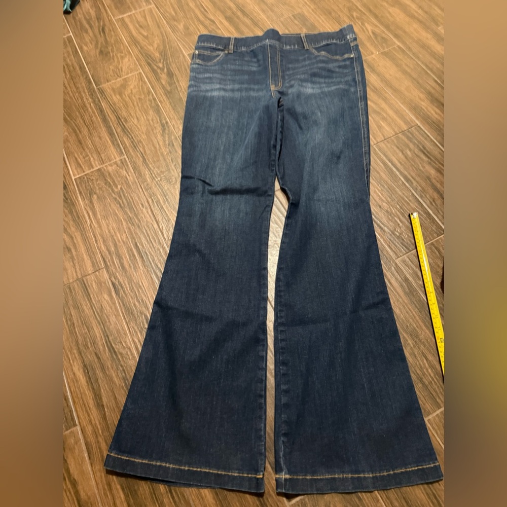 Spanx Blue pull on Jeans medium dark wash size 3x